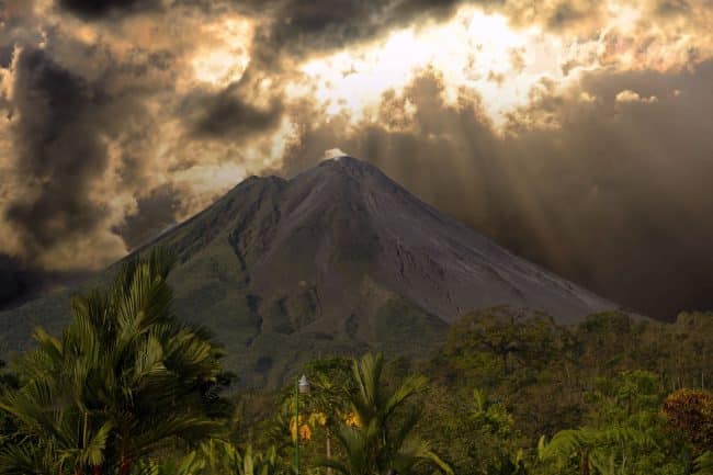 הר הגעש ארנל בקוסטה ריקה
